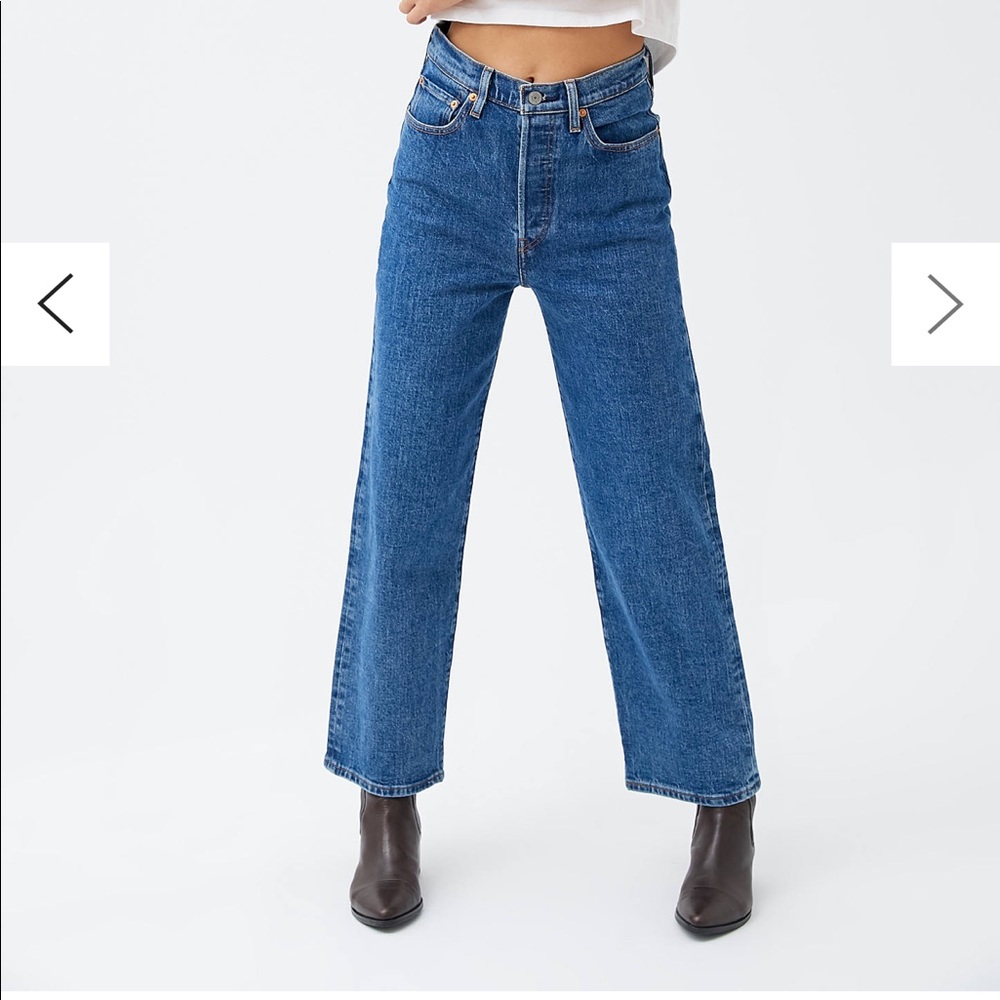 NWWT Levi ribcage straightcut Jean size 28